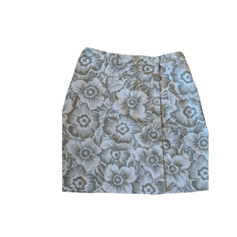 Women's Green Floral Basic Editions Skort - 10